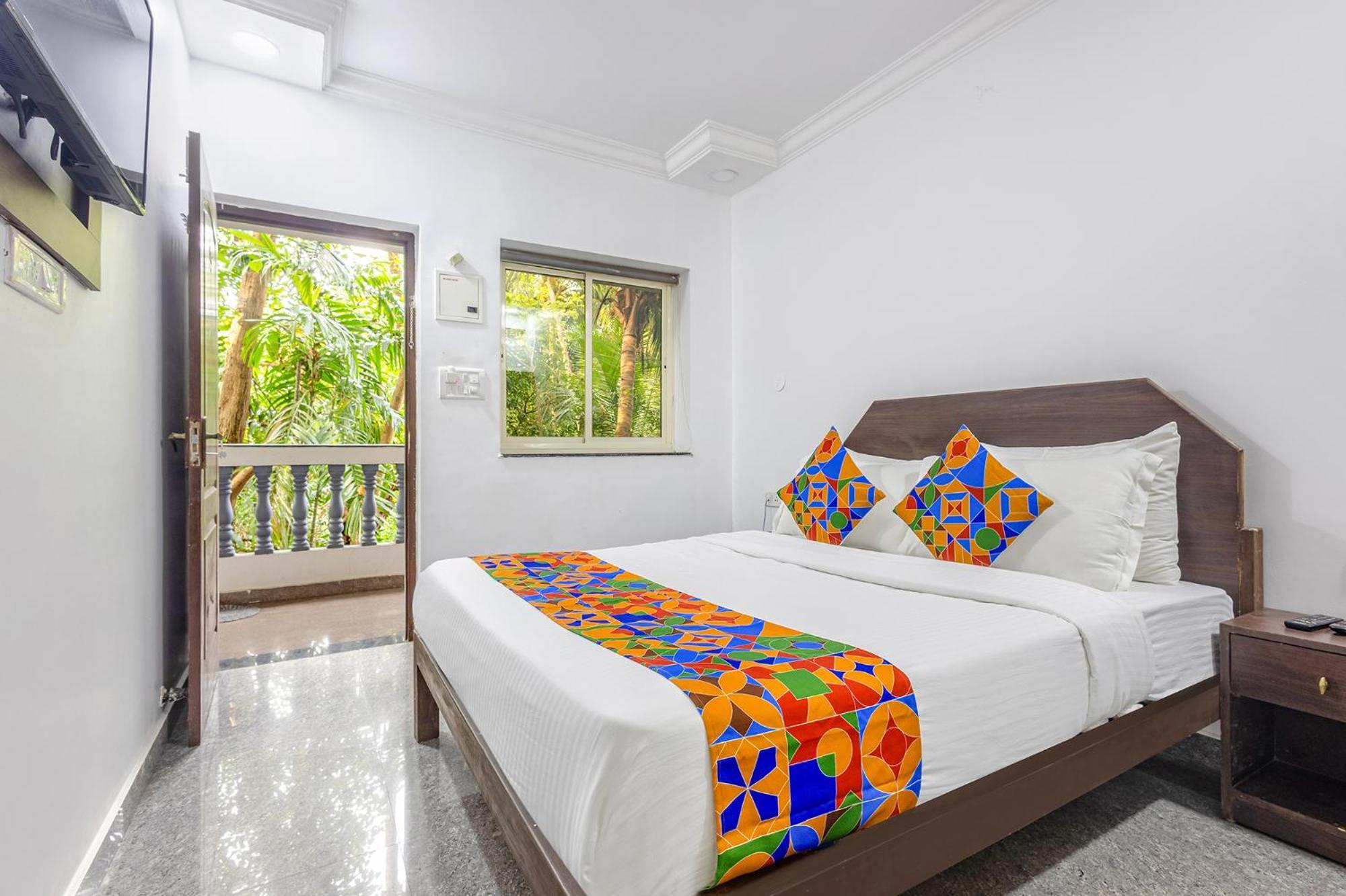 Fabhotel Raj Resort - Nr Calangute Beach Exteriör bild